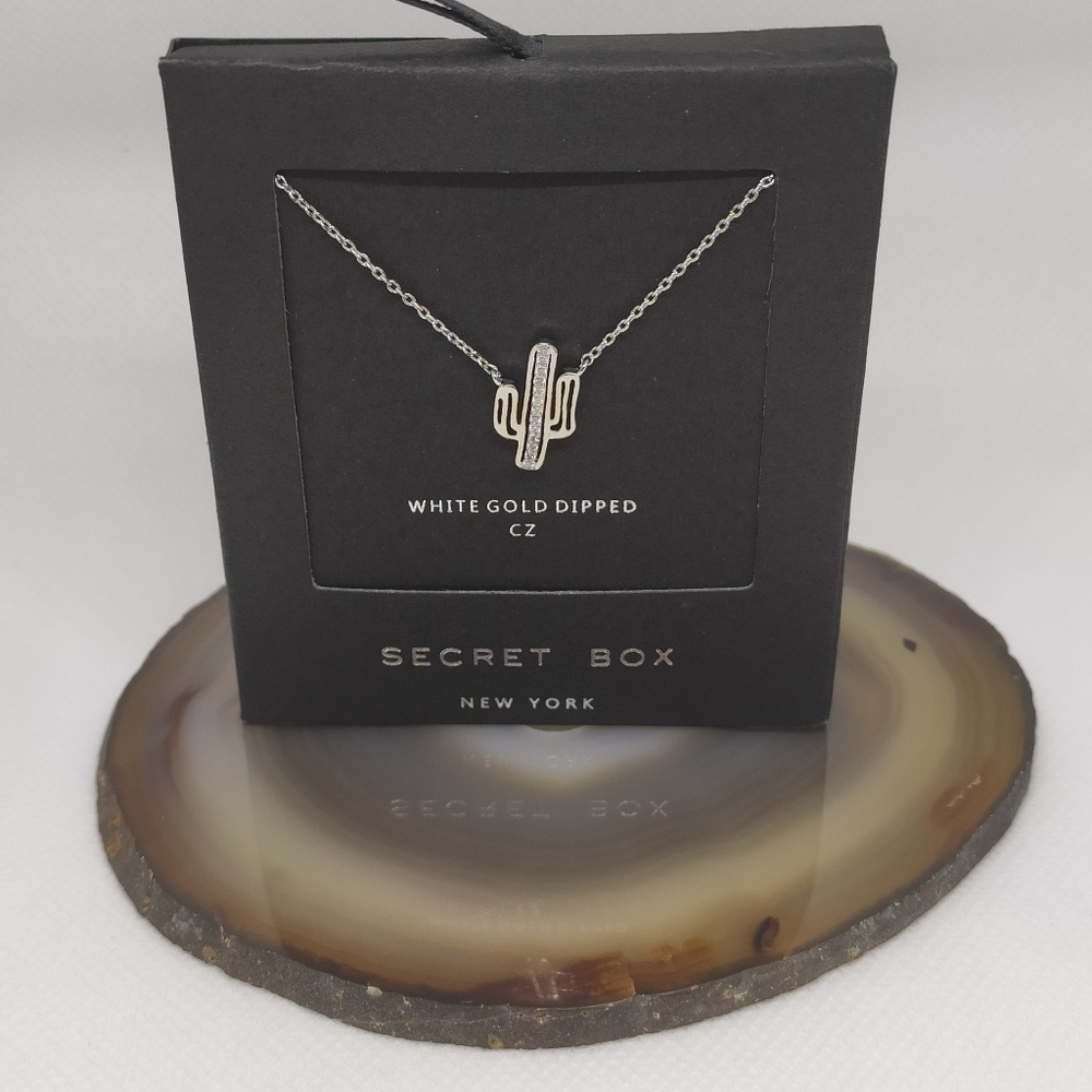 Cactus necklace